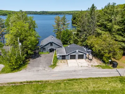 Detached in Muskoka Lakes