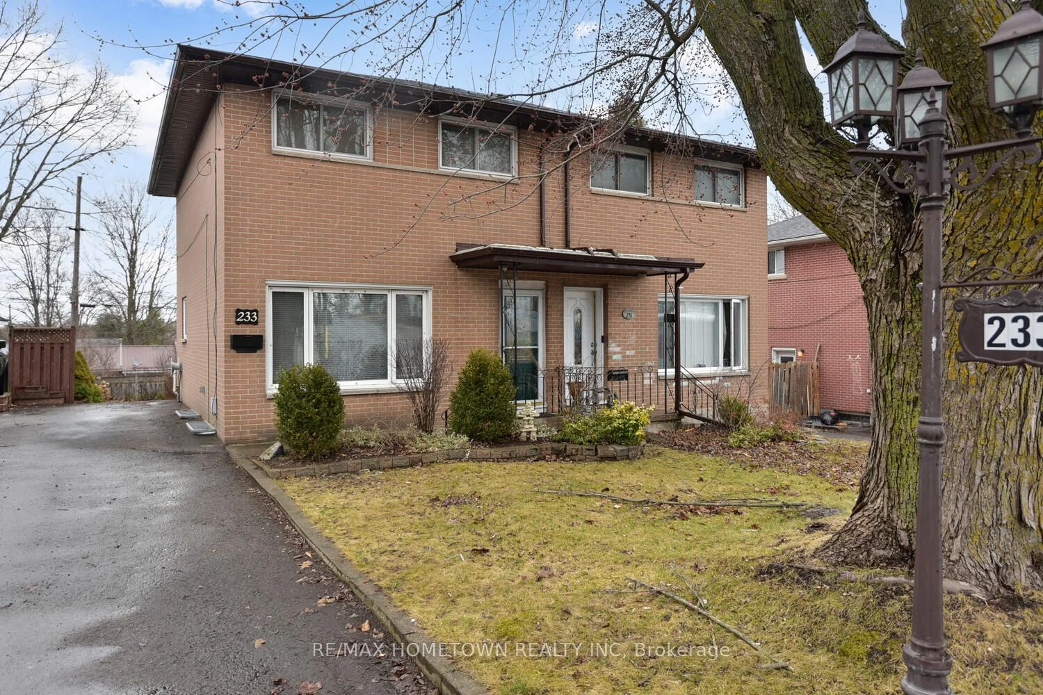 Semi-Detached in Brockville