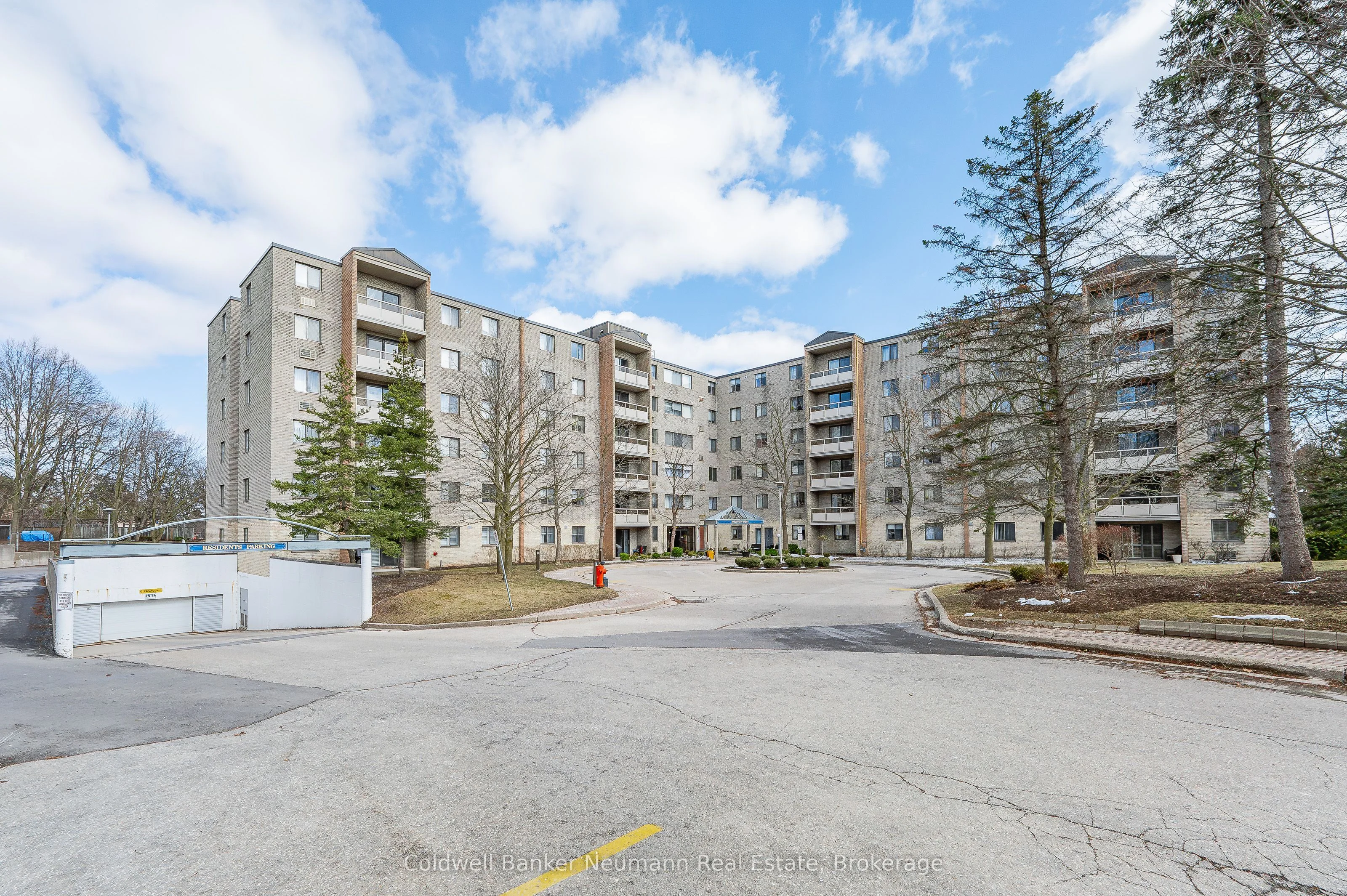 Condo Apartment in Guelph
