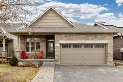 Detached in Kanata