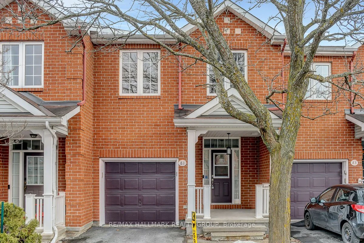 Att/Row/Townhouse in Kanata