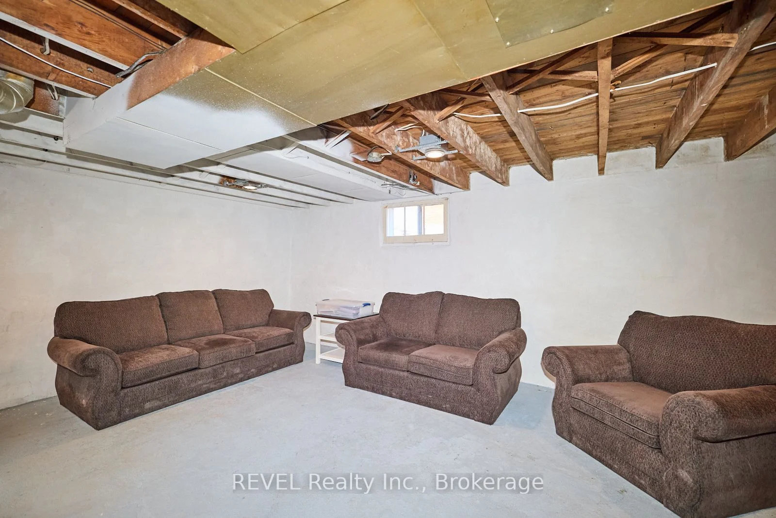 135 Main Street E, Port Colborne, ON L3K 1S5