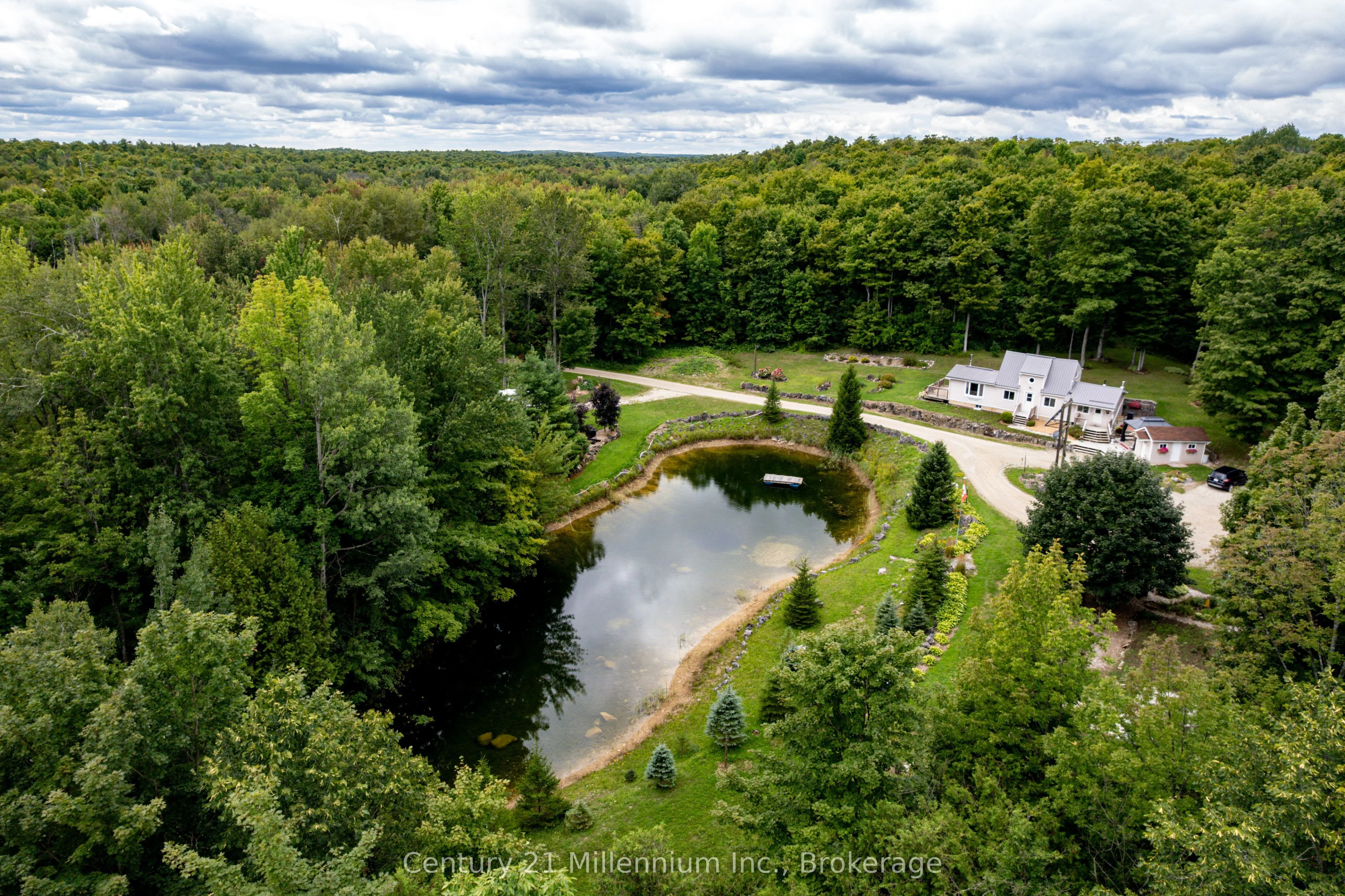 825173 Grey 40 Road, Grey Highlands, ON N0C 1H0