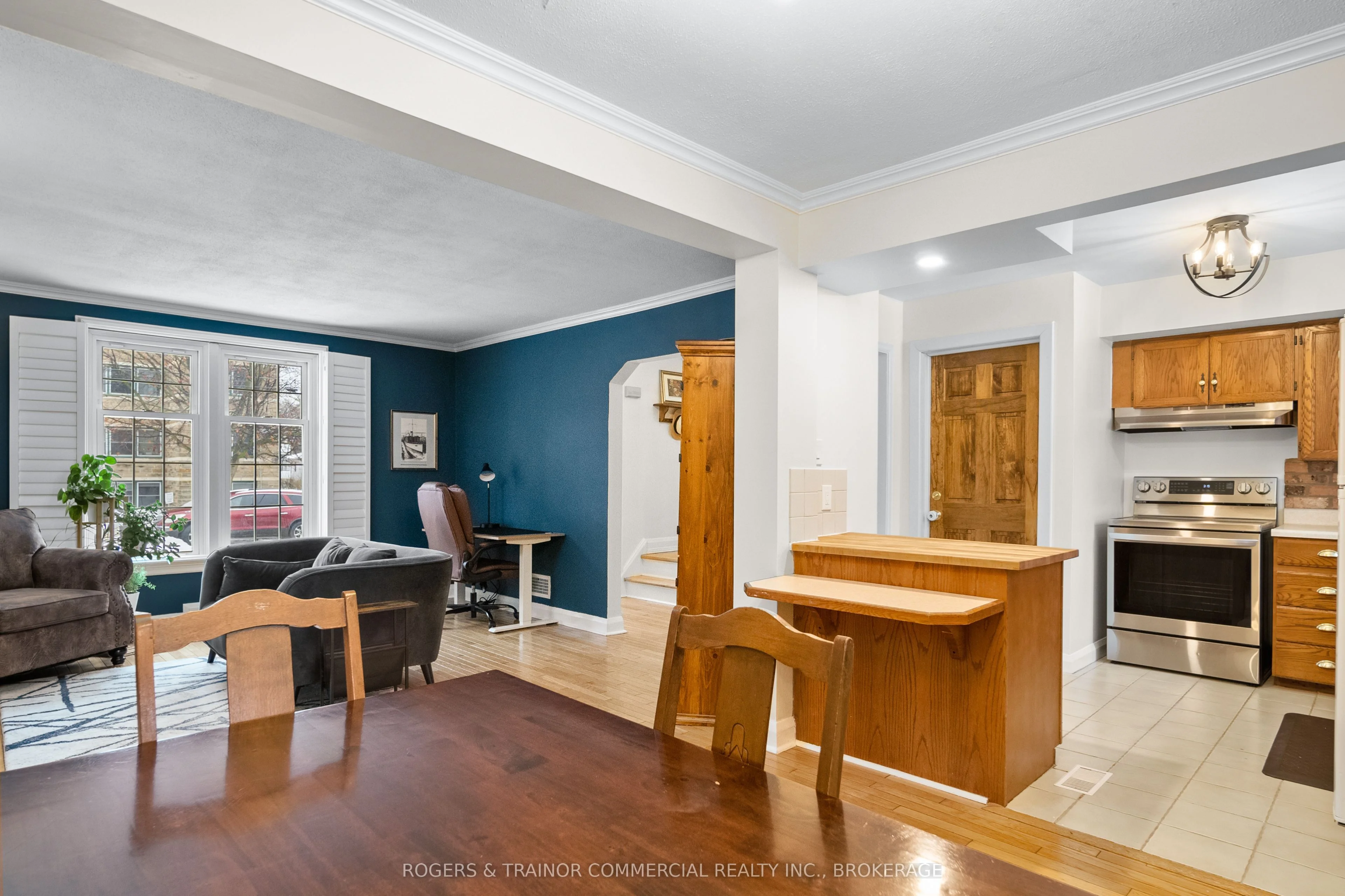 296 Helen Street, Kingston, On K7p 4p7