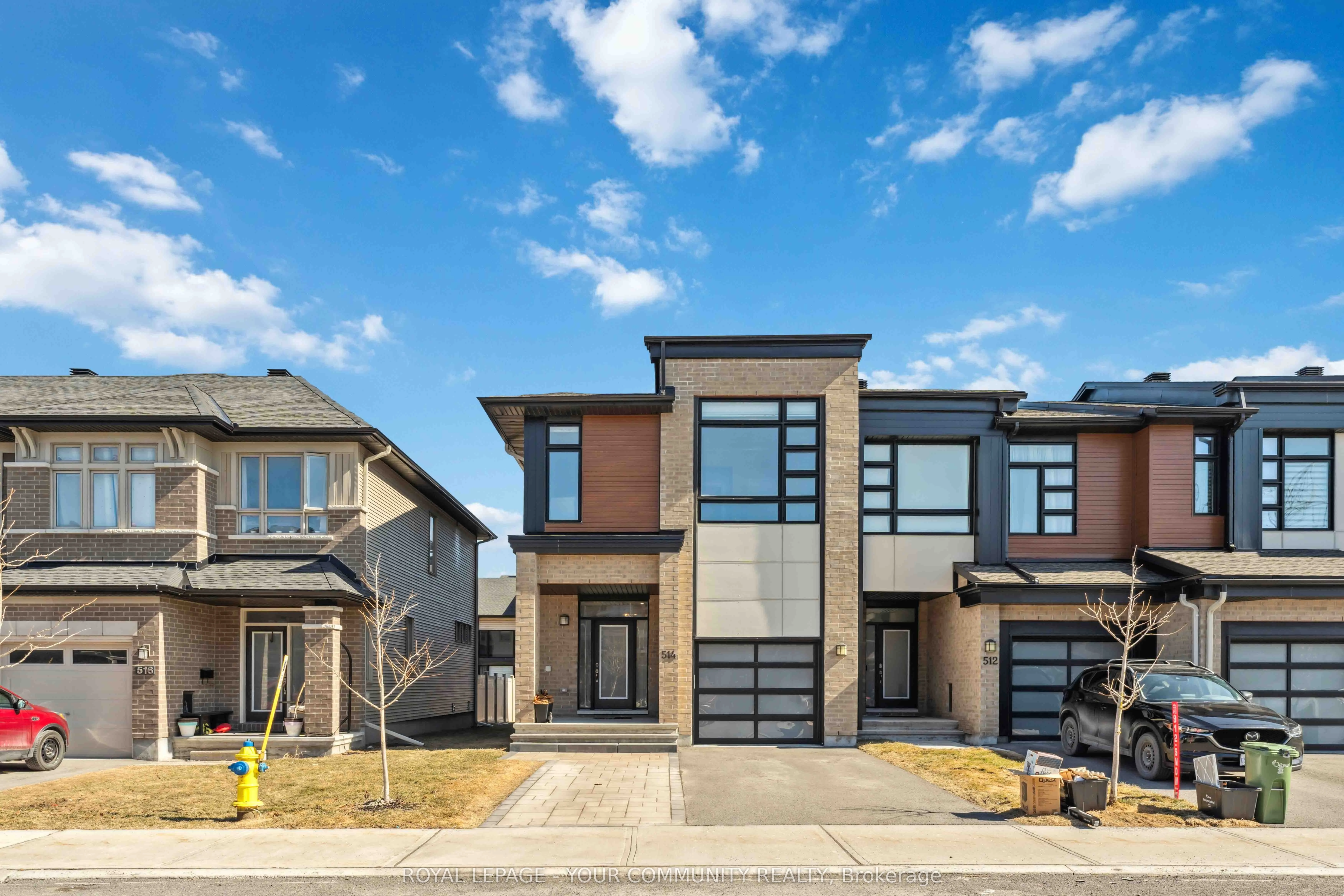 Att/Row/Townhouse in Kanata