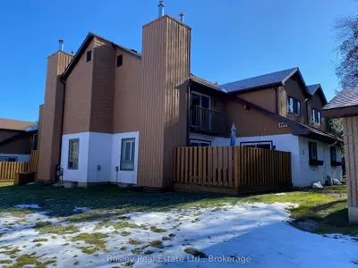 56 Victoria Street 14, Blue Mountains, On N0h 2p0