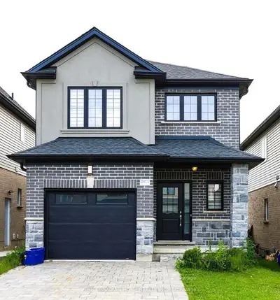 2475 Charlie Hajjar Way Upper, London South, On N6m 0g7