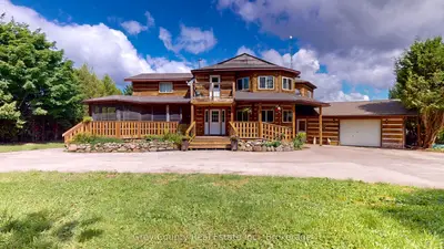 Detached in Grey Highlands
