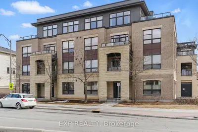 Condo Apartment in Barrhaven