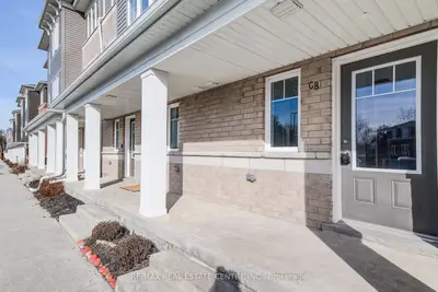 Condo Townhouse in Kitchener