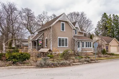60 Centre Street, Huron East, On N0k 1w0