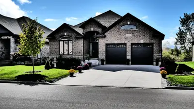 Detached in North Perth