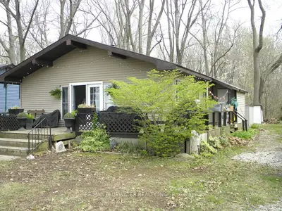 Detached in Lambton Shores