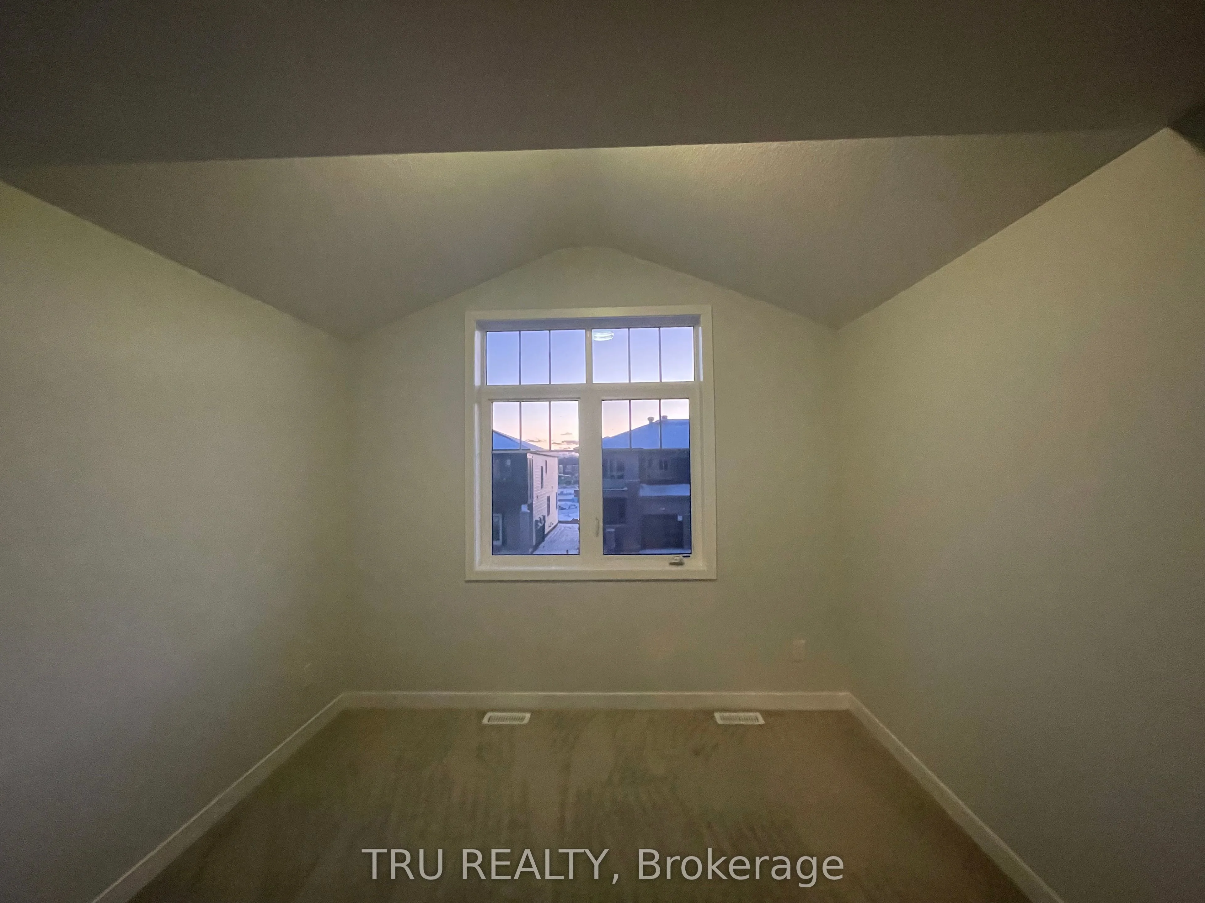 612 Allied Mews, Stittsville - Munster - Richmond, On K2s 3a2