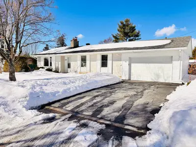 1097 Wiseman Crescent, Billings Bridge - Riverside Park And Area, On K1v 8j3