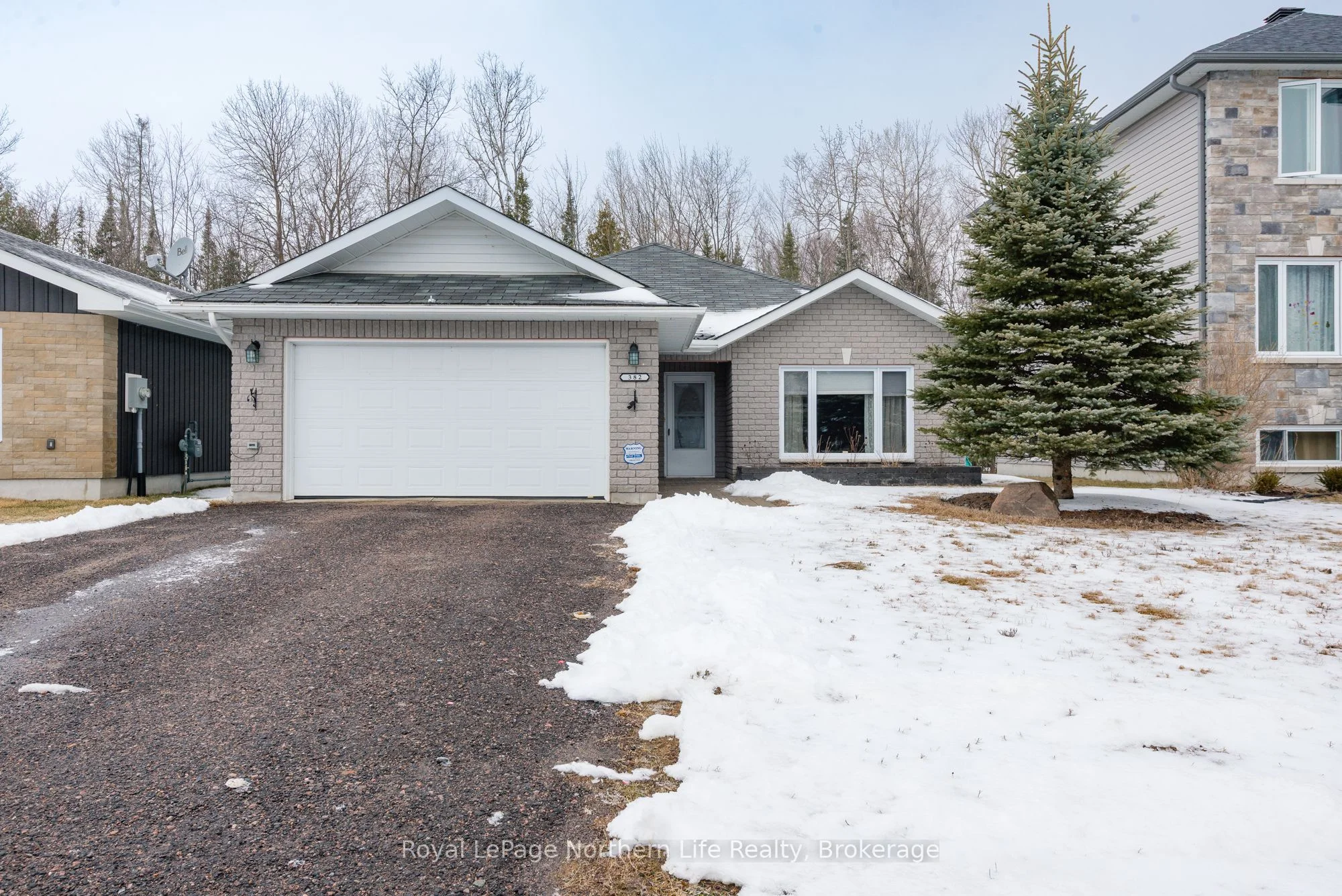 Detached in North Bay