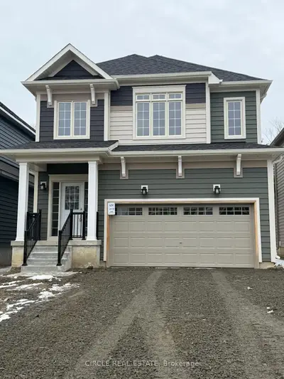 Detached in Gravenhurst
