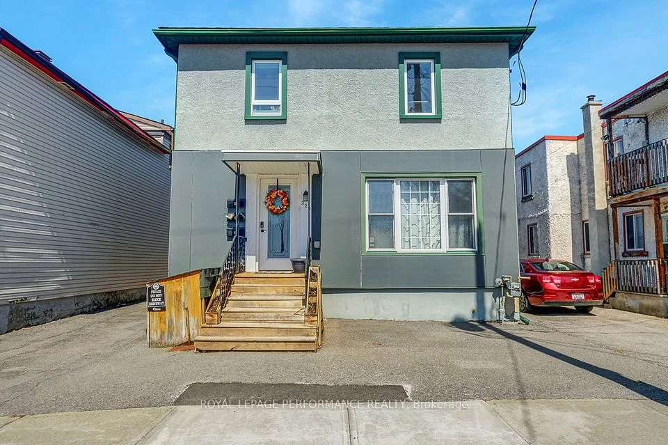 229 Carillon Street, Vanier and Kingsview Park, ON K1L 5X7