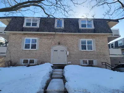 Condo Apartment in Waterloo