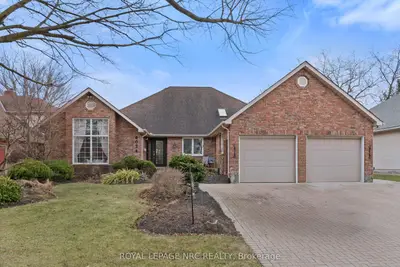 6034 Mountainside Street Lower, Niagara Falls, On L2j 4h9
