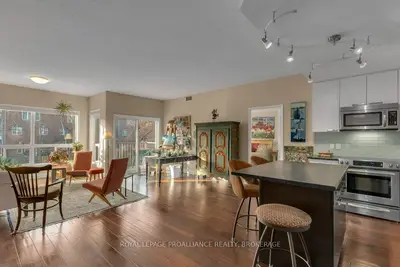 350 Wellington Street 304, Kingston, On K7k 7j7