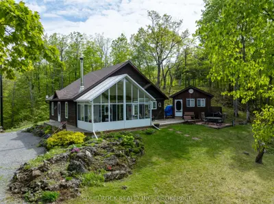 Detached in Frontenac