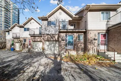 73 Carillon Street, Vanier And Kingsview Park, On K1l 5y6