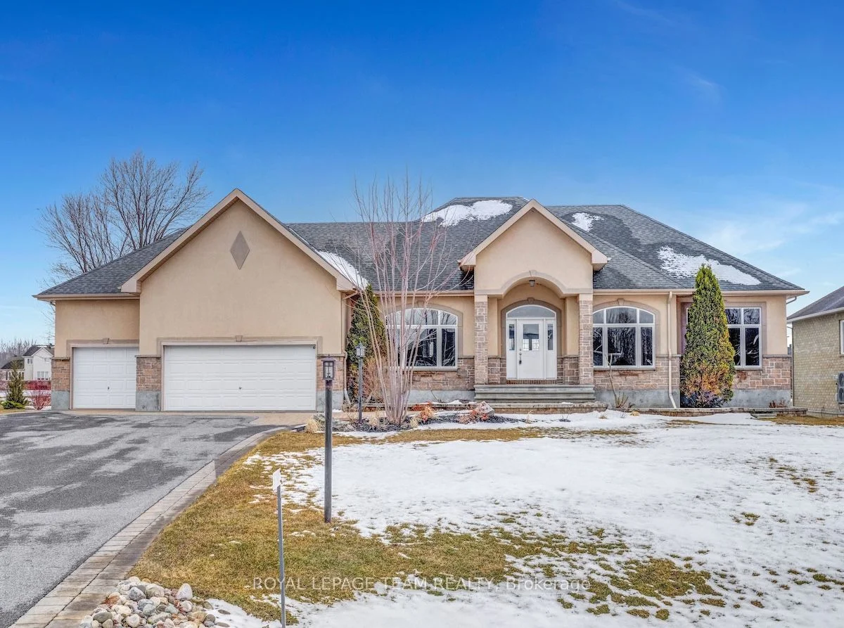 6790 Suncrest Drive, Greely - Metcalfe - Osgoode - Vernon And Area, On K4p 0b2