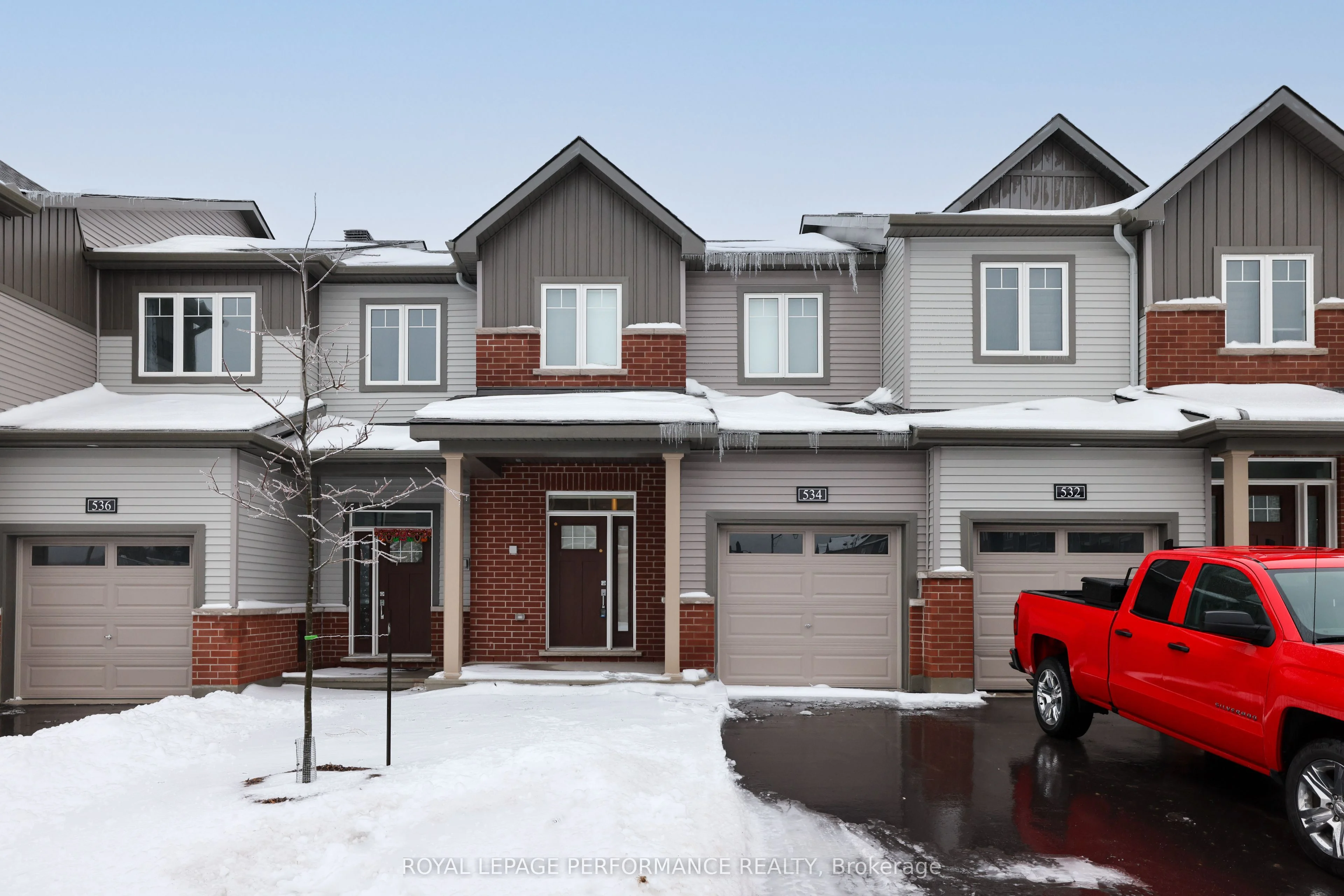 Att/Row/Townhouse in Barrhaven
