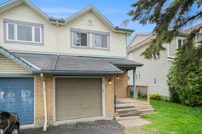 Att/Row/Townhouse in Orleans - Cumberland and Area