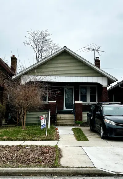 Detached in Windsor