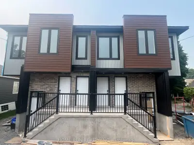 Semi-Detached in Overbrook - Castleheights and Area