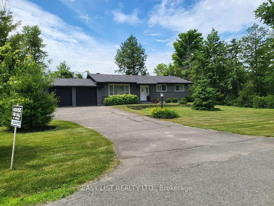 2 MIRIAM Avenue, Tanglewood - Grenfell Glen - Pineglen, ON K2G 0L3