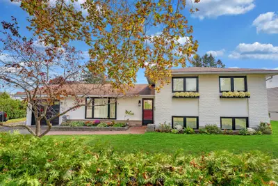 Detached in Smiths Falls
