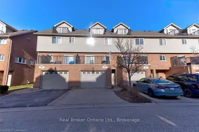 39 Wellington Street S, Cambridge, On N1r 3y6