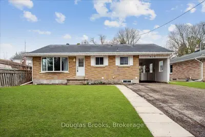 Detached in Cambridge