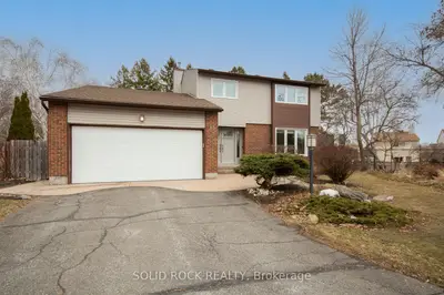 Detached in Barrhaven