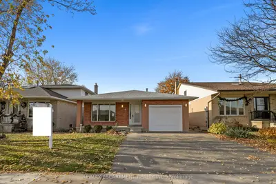 Detached in Hamilton