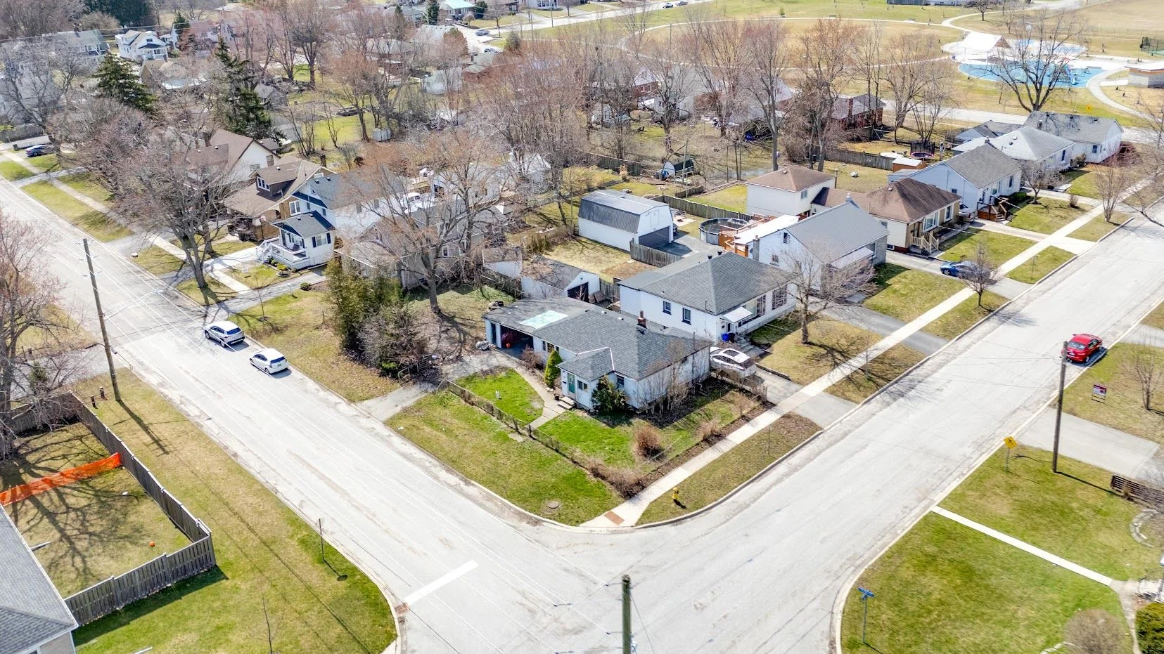 150 Douglas Road W, Fort Erie, ON L2A 3W9
