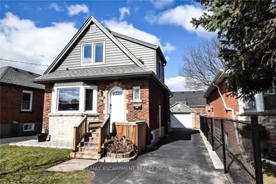 Detached in Hamilton