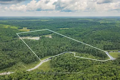 Vacant Land in Dysart et al