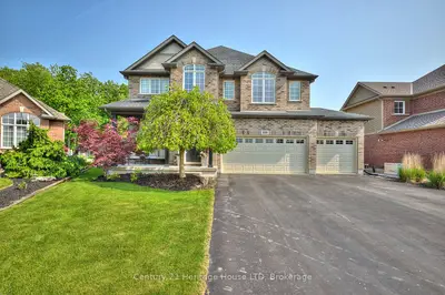Detached in Fort Erie