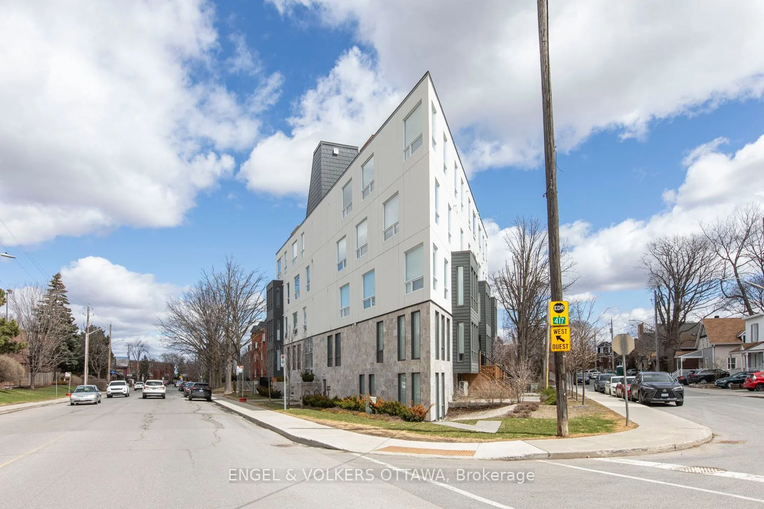 Condo Apartment in Glebe - Ottawa East and Area