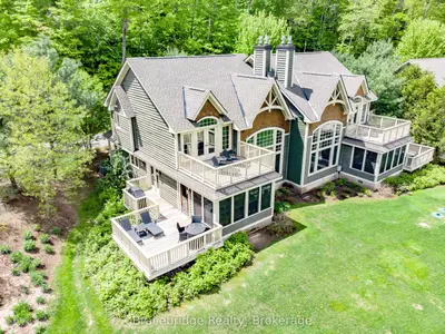 Semi-Detached Condo in Muskoka Lakes