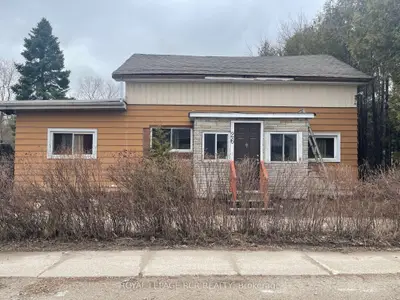 Detached in Erin