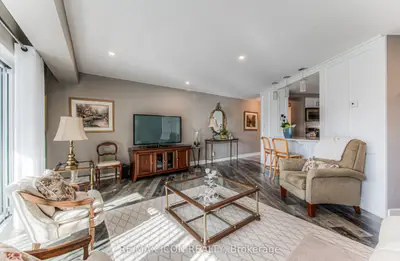 Condo Apartment in Waterloo
