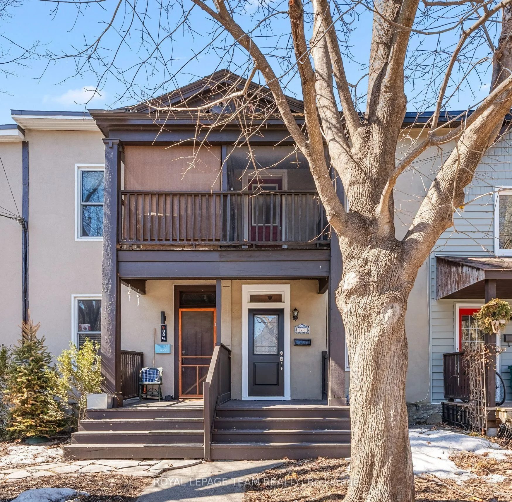 Att/Row/Townhouse in Glebe - Ottawa East and Area