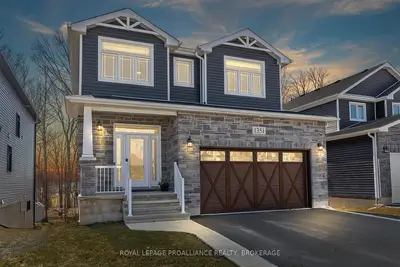 Detached in Kingston