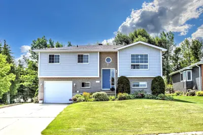 7 Albery Court, Meaford, On N4l 1j8