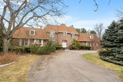 1302 Four Mile Creek Road, Niagara-on-the-lake, On L0s 1j0